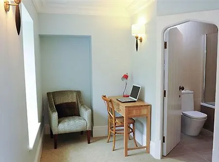 The Old Vicarage Hotel 4*