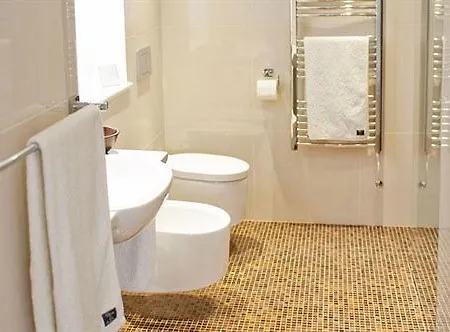 The Old Vicarage Hotel 4*